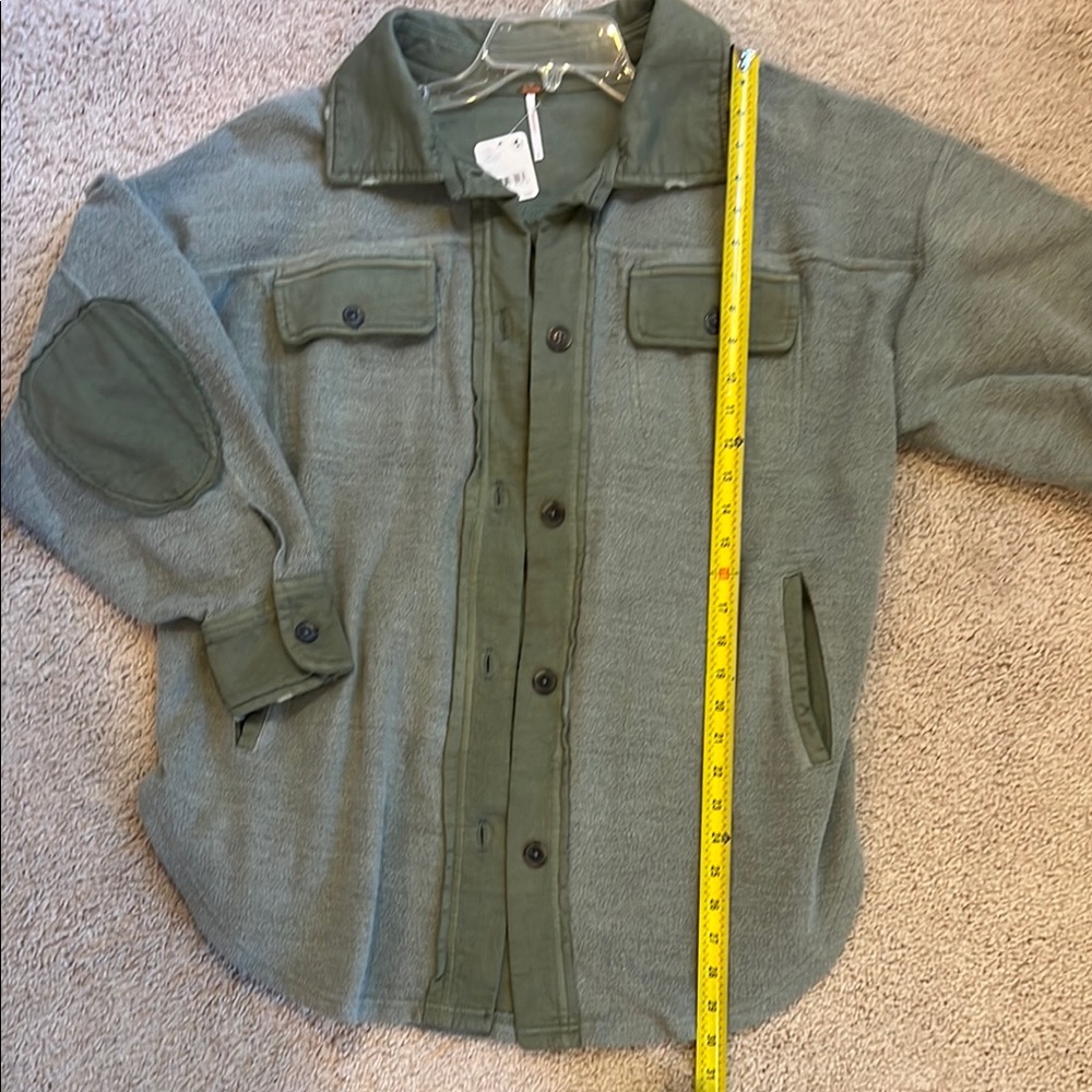 Olive Green Button-Up Jacket - Picture 3 of 3